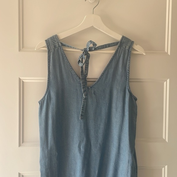 GAP Size Small Denim Chambray Open-Back Dress - Picture 6 of 7